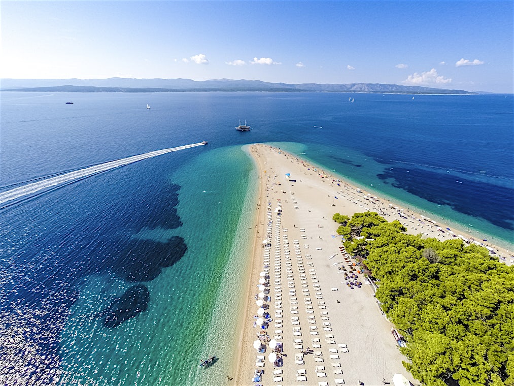 Brac, Makarskan Riviera, Kroatia, kuva 1/ 47