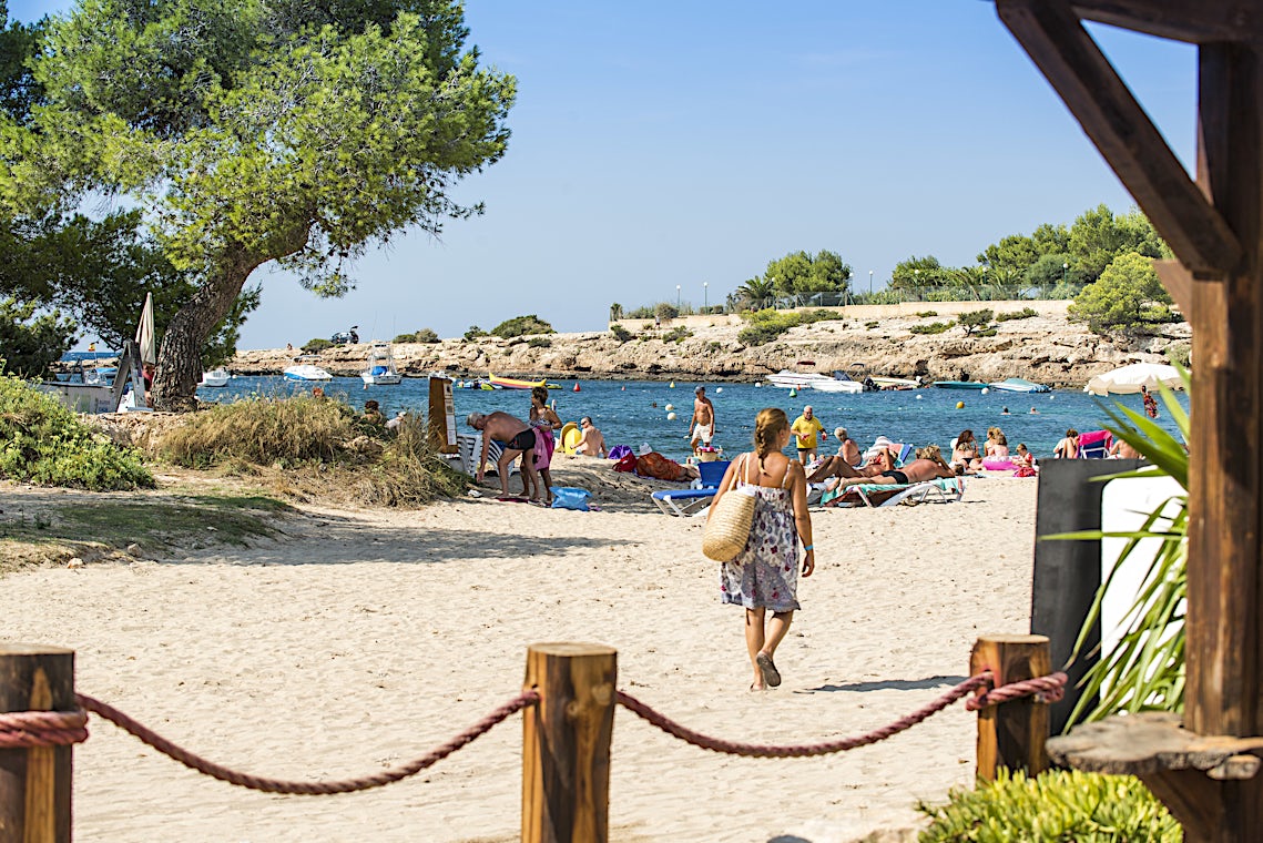 Port d'es Torrent, Ibiza, Spanien, billede 1 af 10